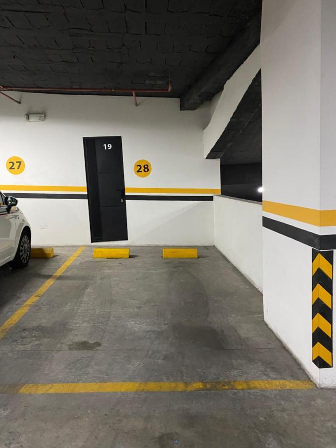 Moderno Departamento En El Mejor Sector De Quito Lägenhet Exteriör bild